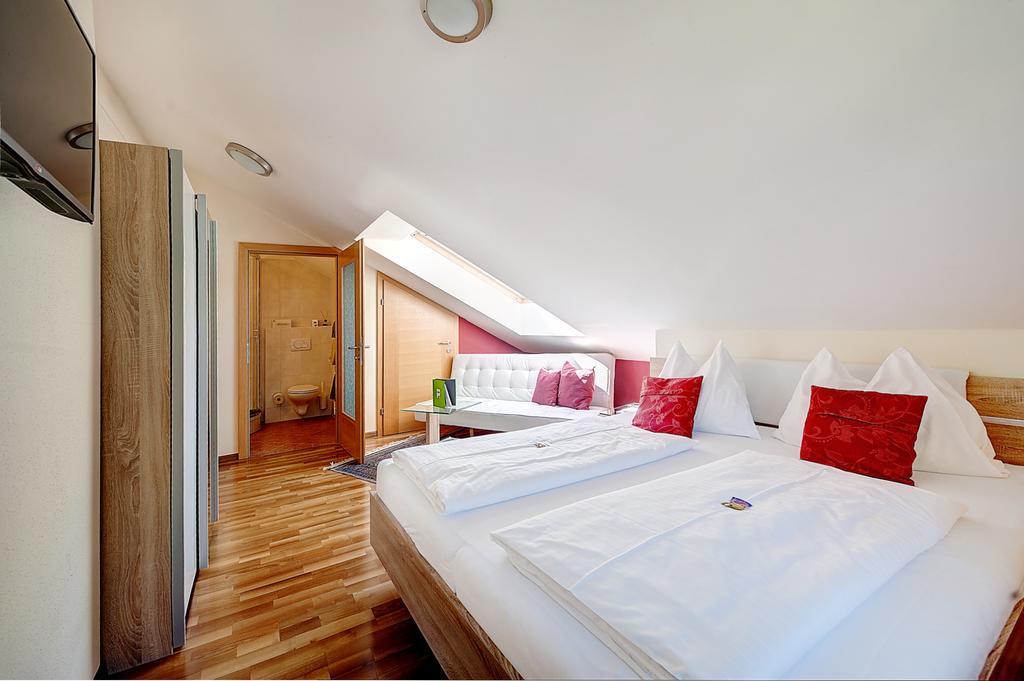 Hotel Buerglstein Saint Wolfgang Екстериор снимка