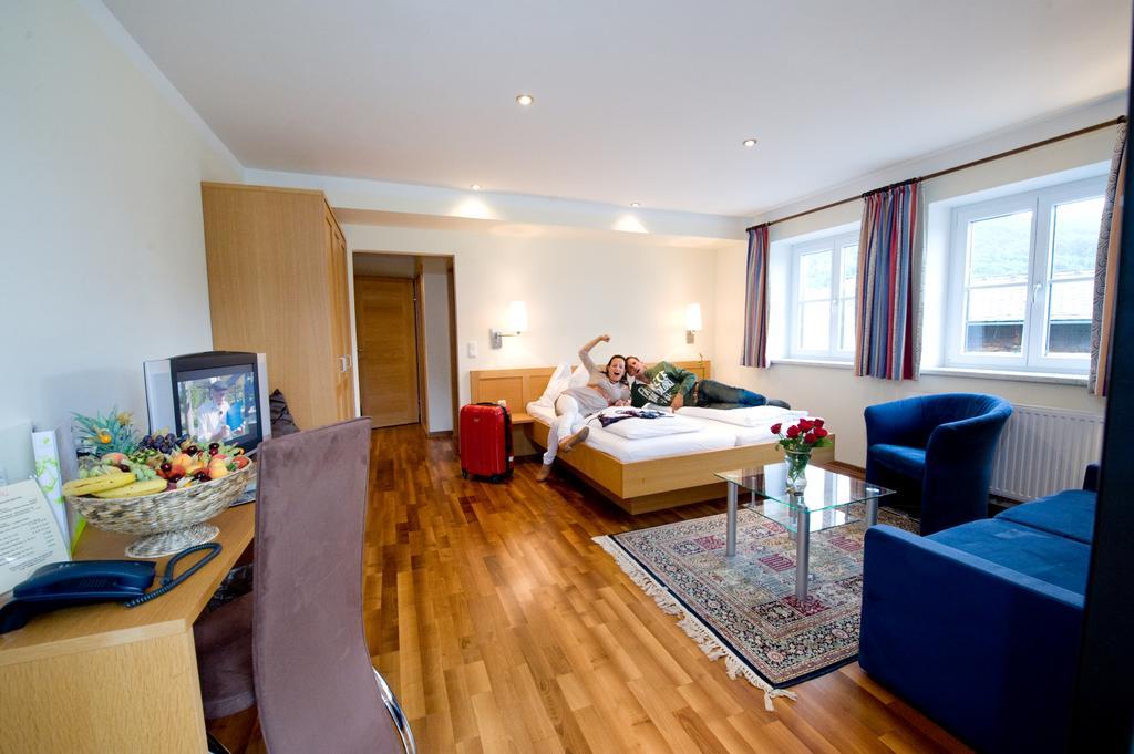 Hotel Buerglstein Saint Wolfgang Екстериор снимка